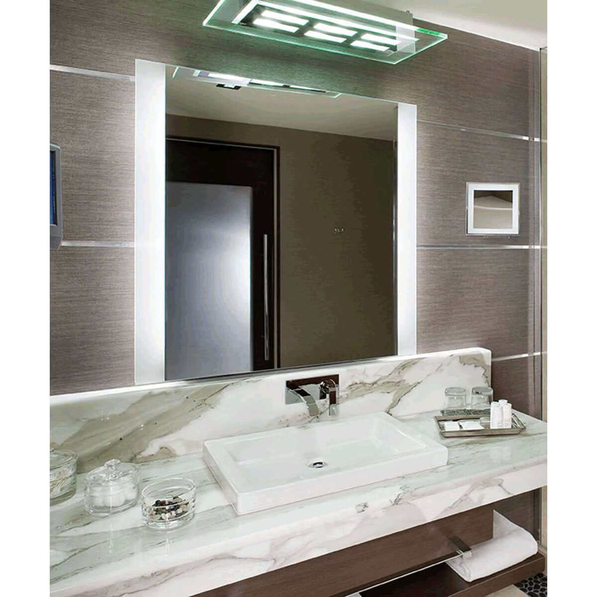 Novo LED Mirror – 3 Sizes - Electric Mirror