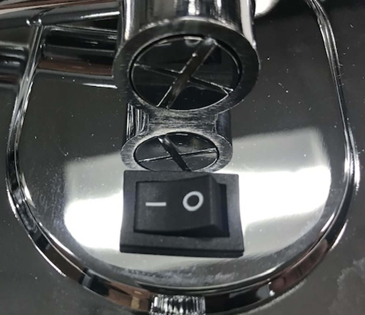 Open Box Reversible 5x/1x LED Mirror, Chrome - Jerdon Style