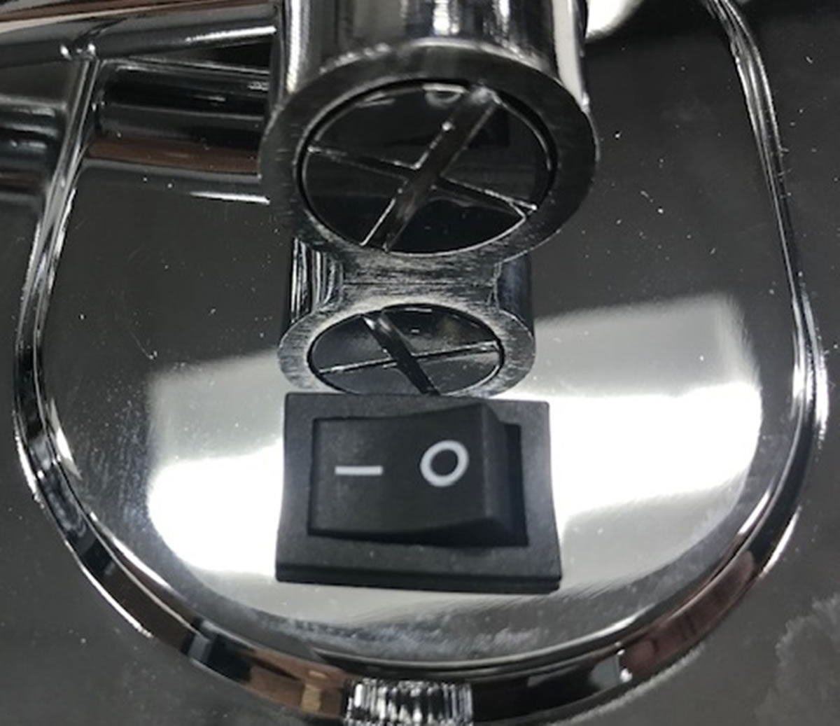 Open Box Reversible 5x/1x LED Mirror, Chrome - Jerdon Style