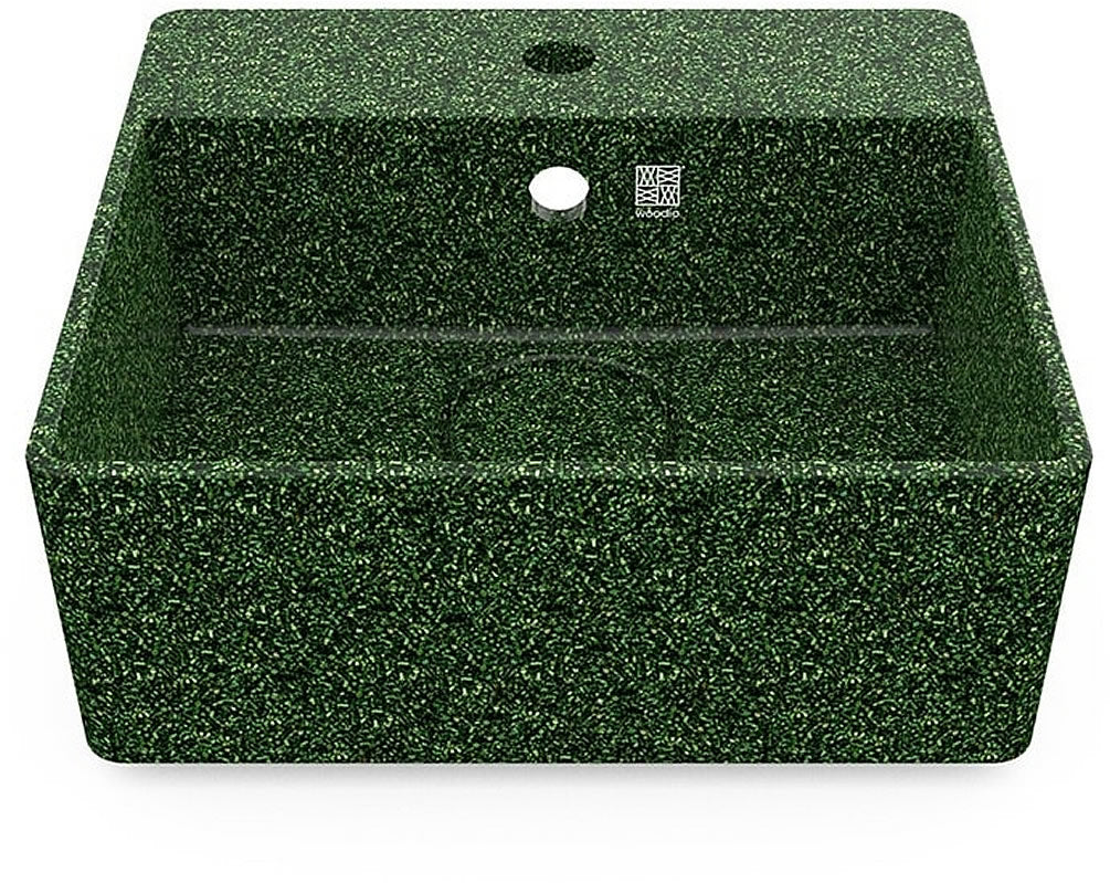 Moss Gloss