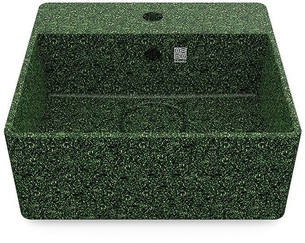 Moss Gloss