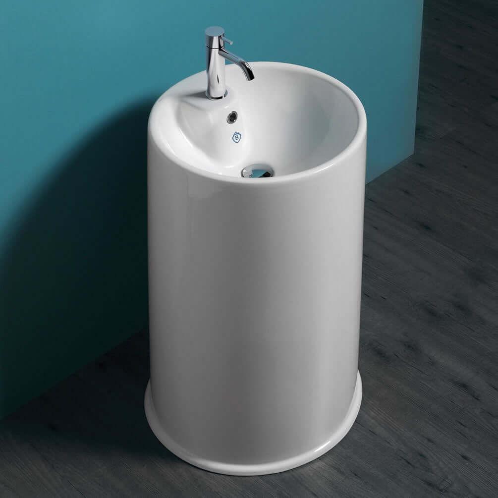 Brittania Pedestal Sink for Faucet – Whitehaus - Perfect Makeup Mirrors