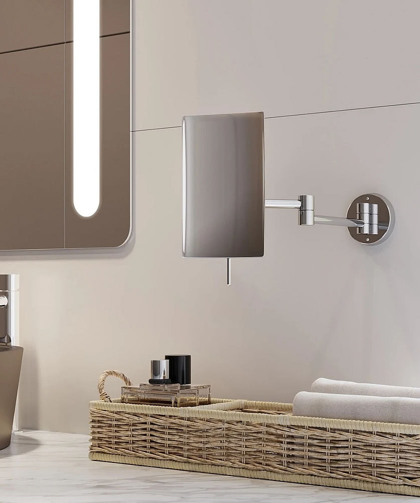 Contour by Electric Mirror - rare 5x magnification in a rectangular mirror.