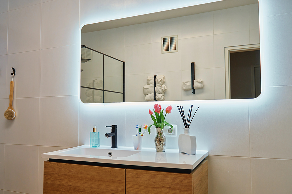 What Mirror Dimensions Work Best With A 48-Inch Vanity?