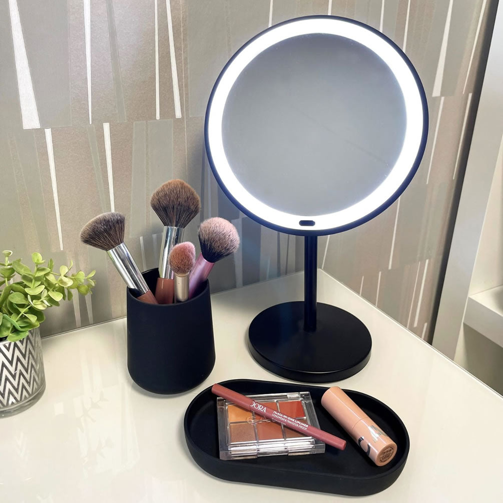 Beslagsboden Free-Standing Cordless LED Makeup Mirror with Lights, Matte Black