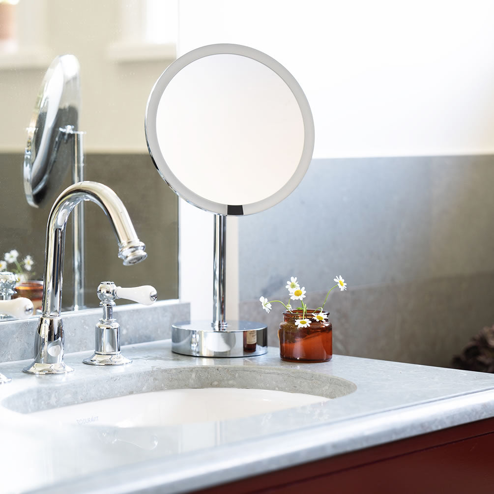 Outline Collection Free-Standing 7x LED Sensor Makeup Mirror - SMEDBO