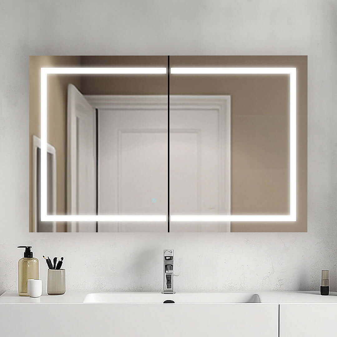40" x 30" High Royale Plus - Includes Dimmer, Defogger, LED task lighting, Automatic Interior Lighting, Interior Electric Outlet and more.