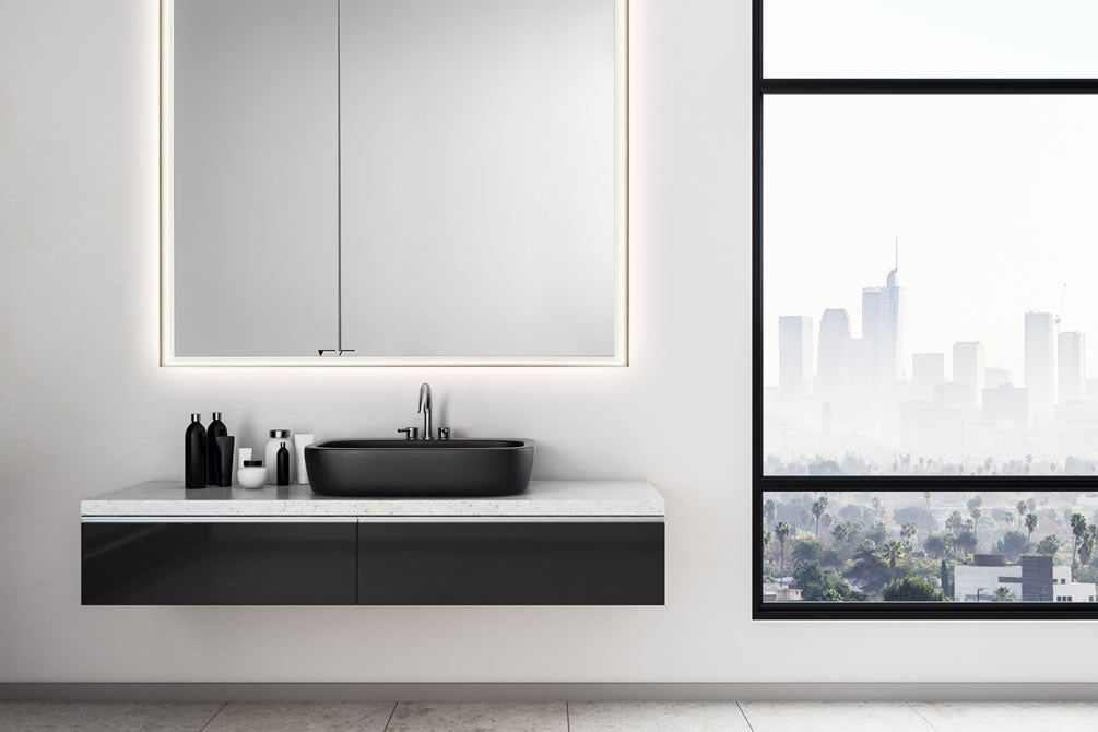 Quadro 31" / 35" Large Door on the Right