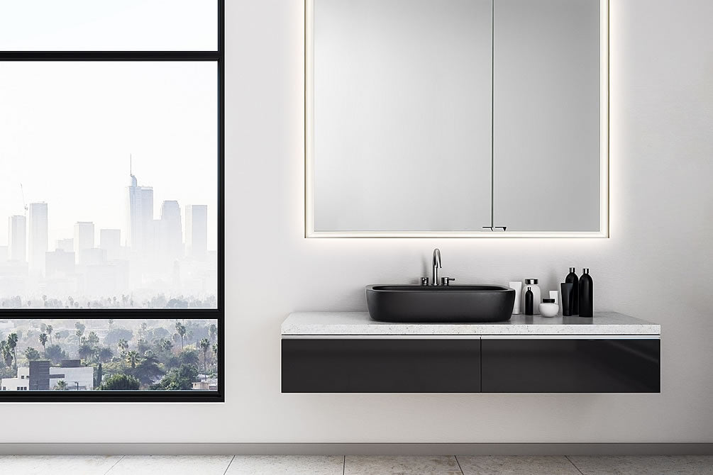Quadro 31" / 35" Large Door on the Left